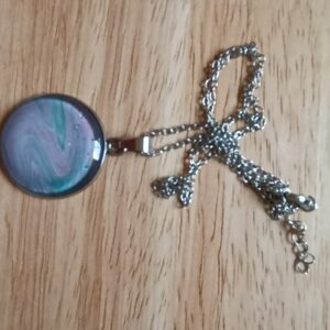 Zawieszka okrągła z łańcuszkiem  - średnica oczka 25 mm