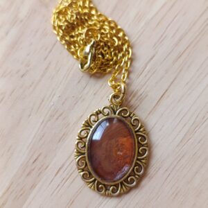 Zawieszka owalna – „retro”. Wymiary: 18 mm x 12 mm
