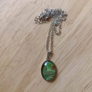 Zawieszka owalna. Wymiary: 18 mm x 12 mm